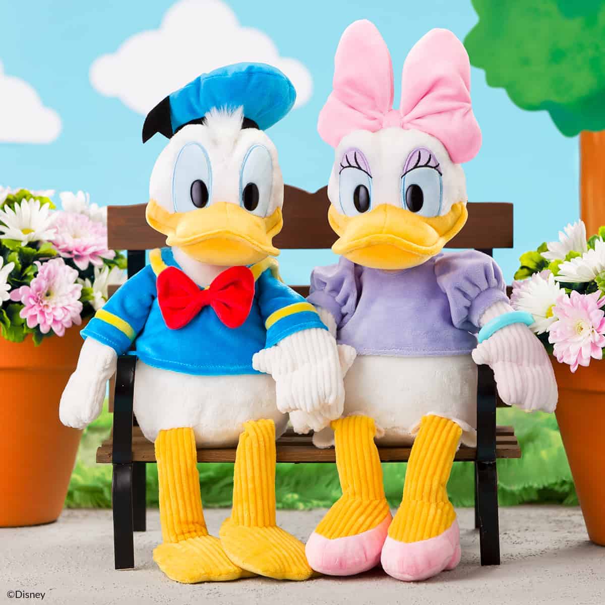 MT-DonaldDuck-DaisyDuck